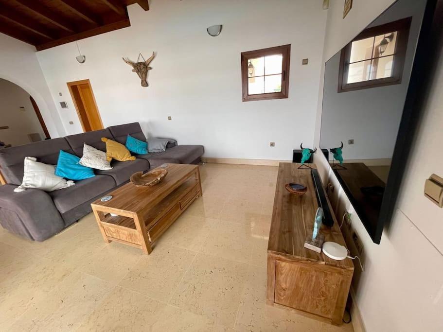 קורלחו Stunning Villa Amanecer מראה חיצוני תמונה