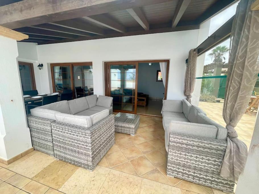 קורלחו Stunning Villa Amanecer מראה חיצוני תמונה
